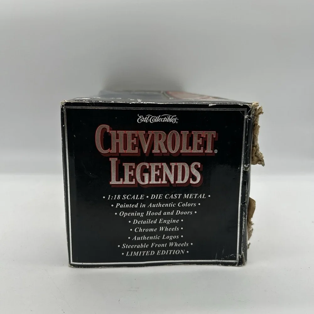 ERTL 29468P Chevrolet Legends 1965 Chevelle Strip Blazer III 1/18 Car 1of 1008